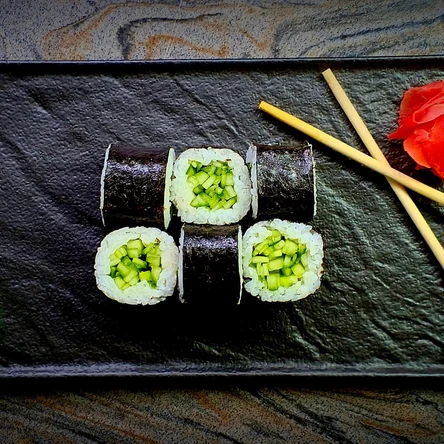 Маки Огурец