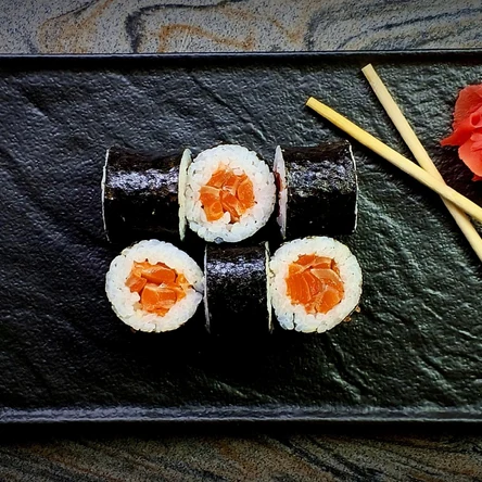 Маки Лосось